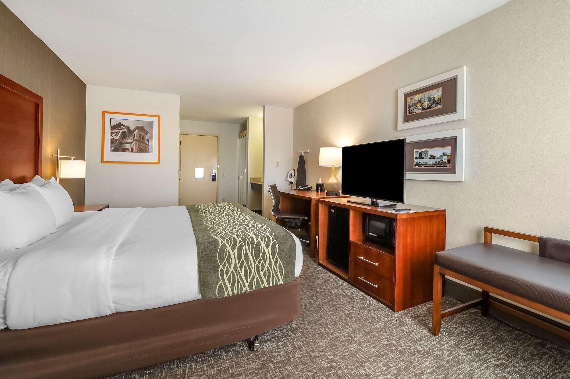 Comfort Inn Humboldt Bay Eureka Exterior photo